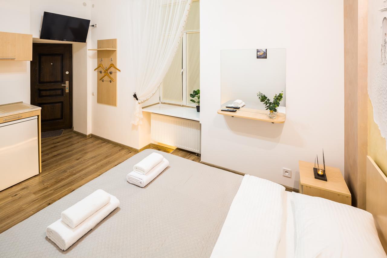 Apartment On Sholom Aleykhema 8 ลวีฟ ภายนอก รูปภาพ