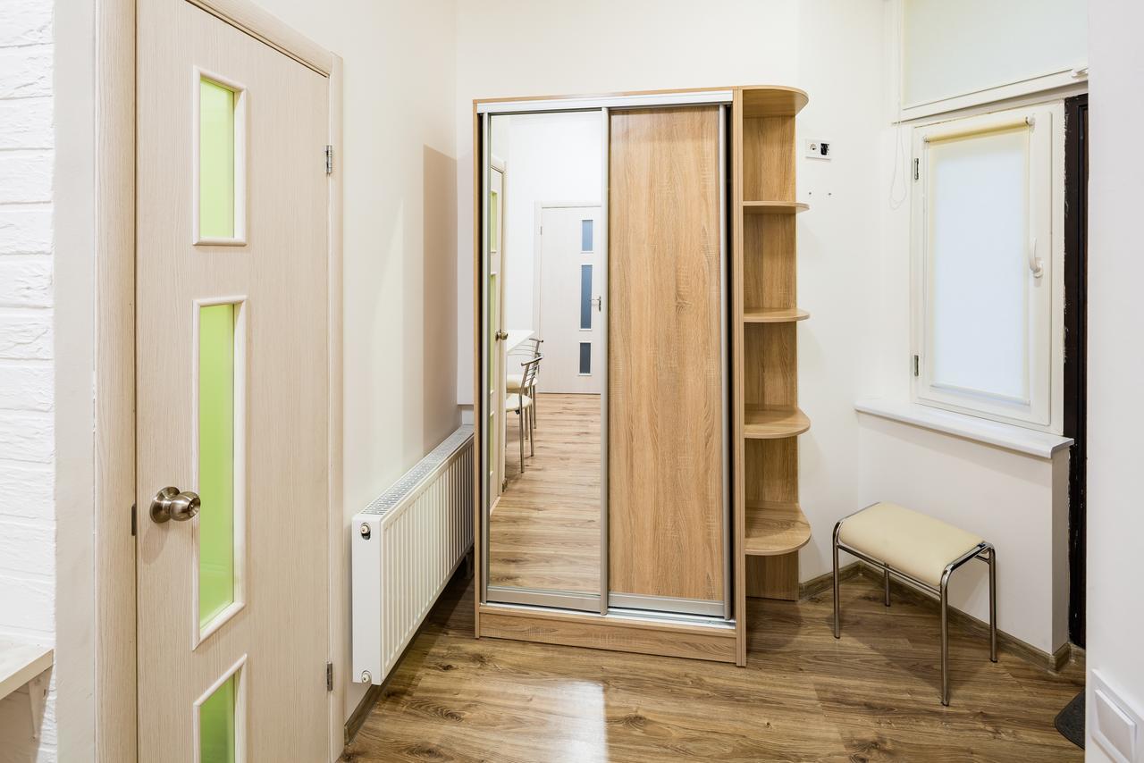 Apartment On Sholom Aleykhema 8 ลวีฟ ภายนอก รูปภาพ