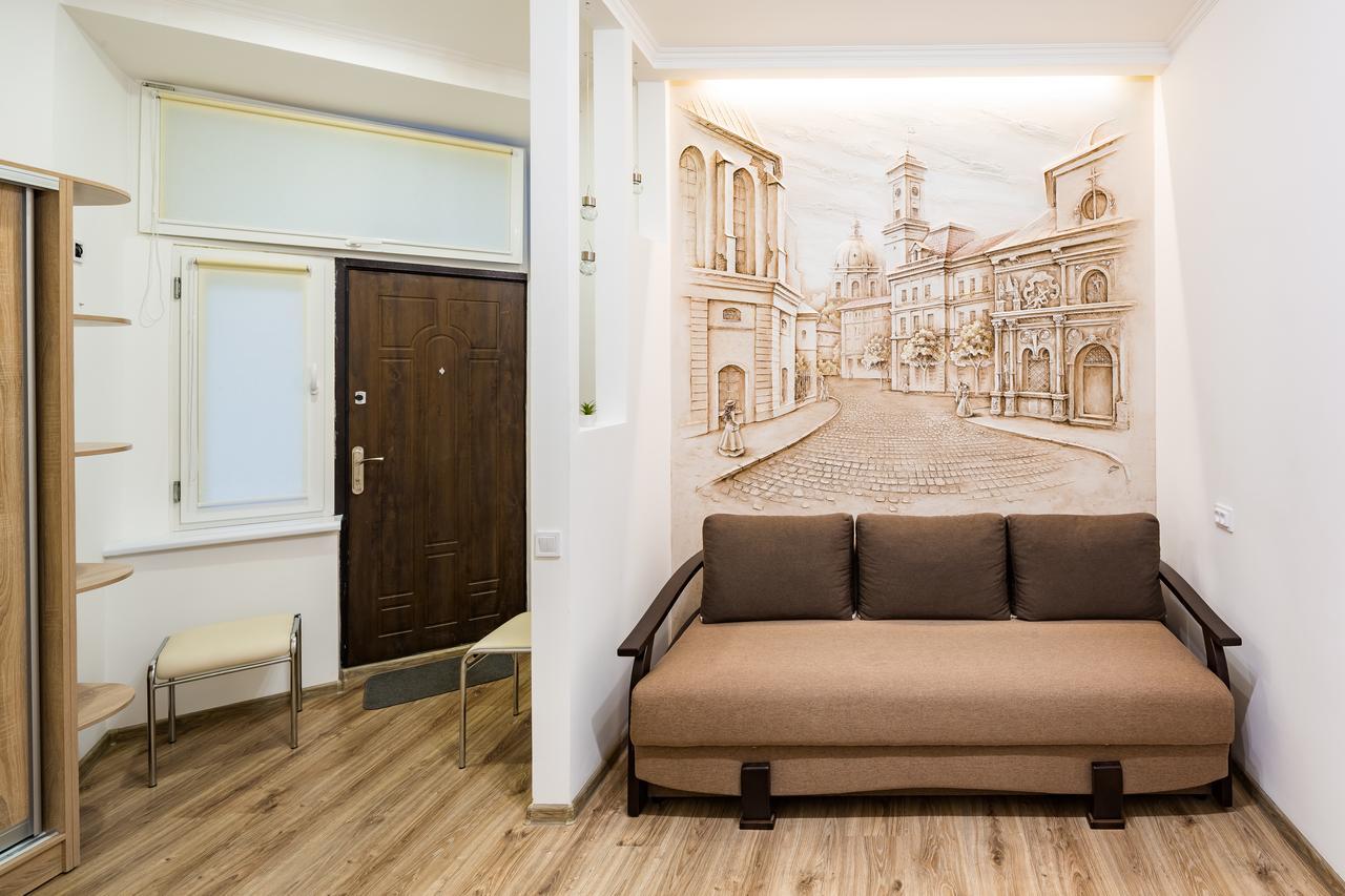Apartment On Sholom Aleykhema 8 ลวีฟ ภายนอก รูปภาพ