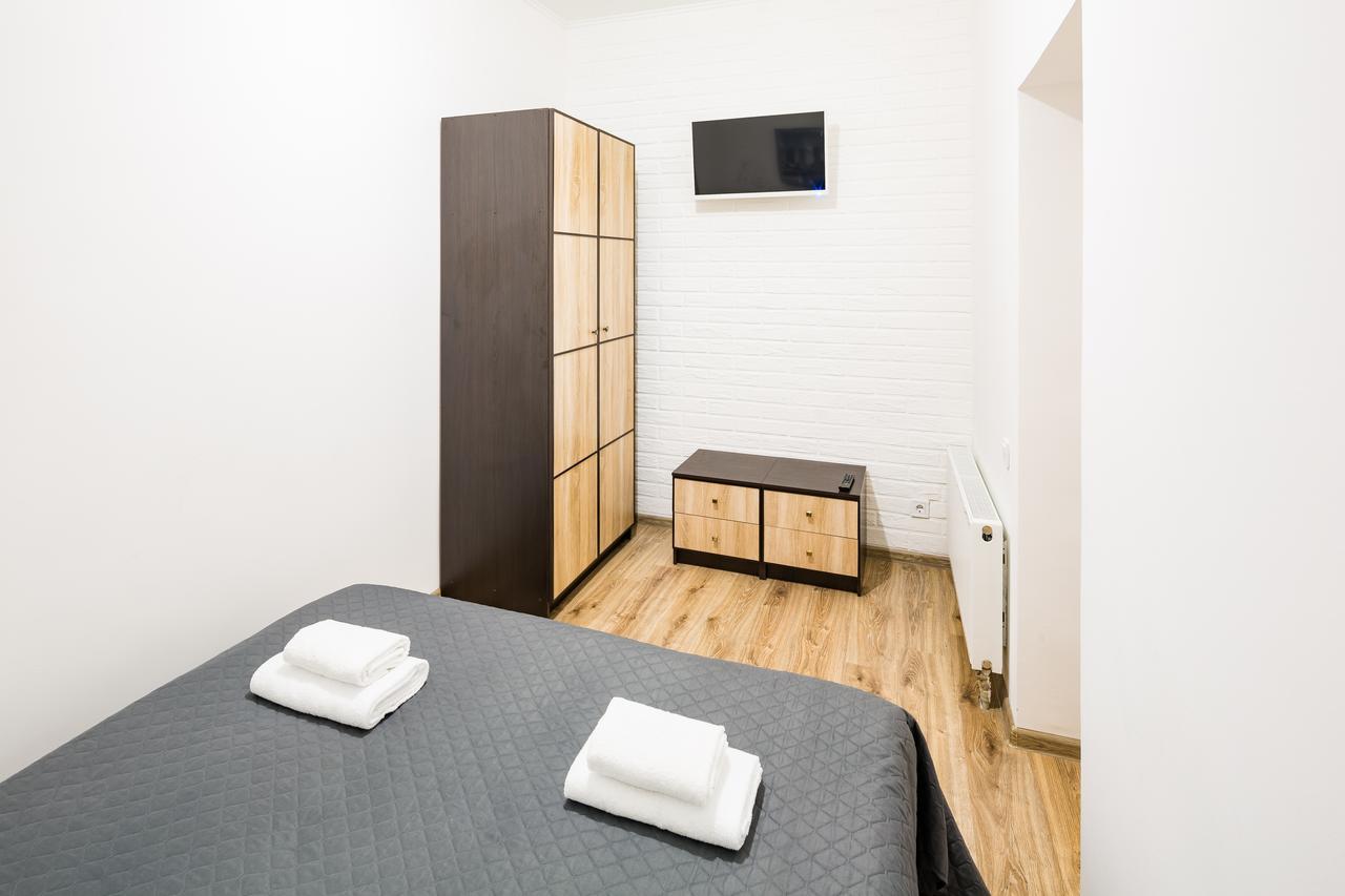 Apartment On Sholom Aleykhema 8 ลวีฟ ภายนอก รูปภาพ
